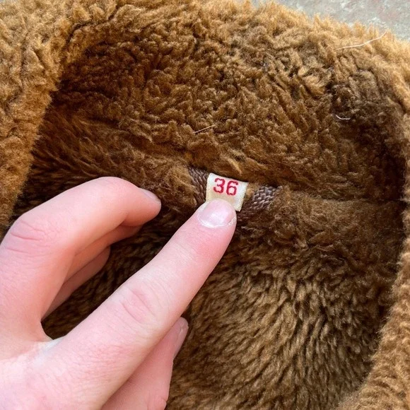 Vintage 70s Tan Corduroy Sherpa Lined Belted Winter Jacket Parka Coat Size 36